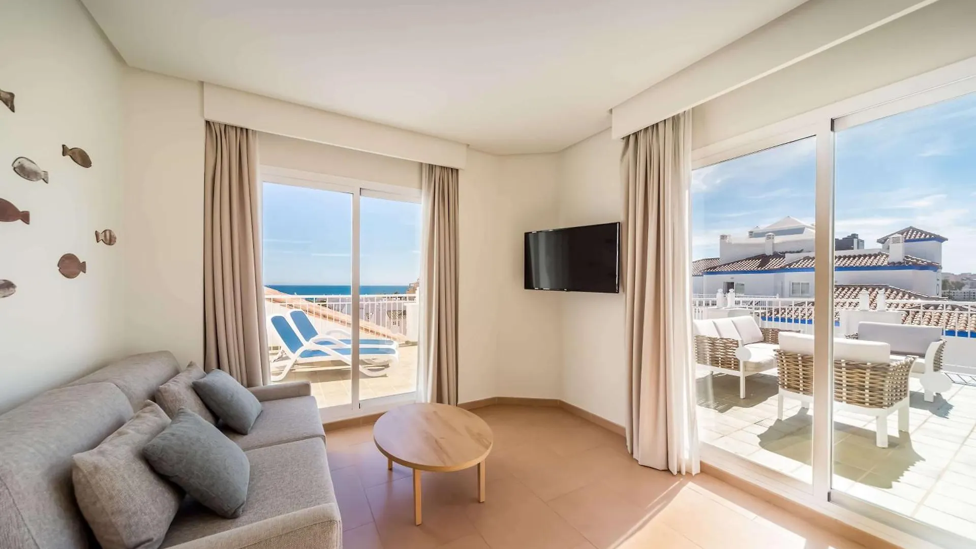מלון Occidental Torremolinos Playa