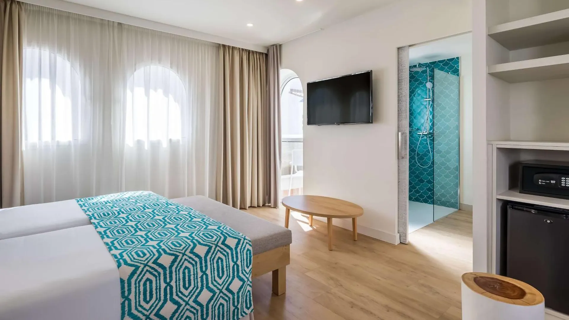 ****  מלון Occidental Torremolinos Playa ספרד