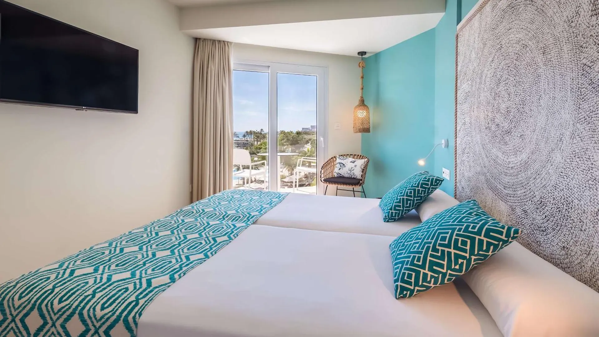 ****  מלון Occidental Torremolinos Playa ספרד